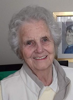 Maureen Bond